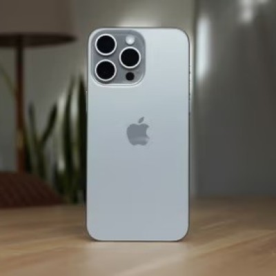 iPhone 15  Profile Picture